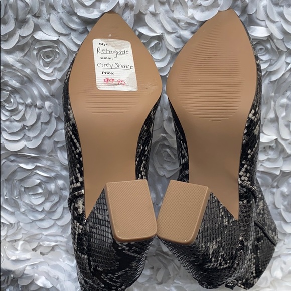 Steve Madden Retrograde Grey Snake Booties! - Picture 4 of 6